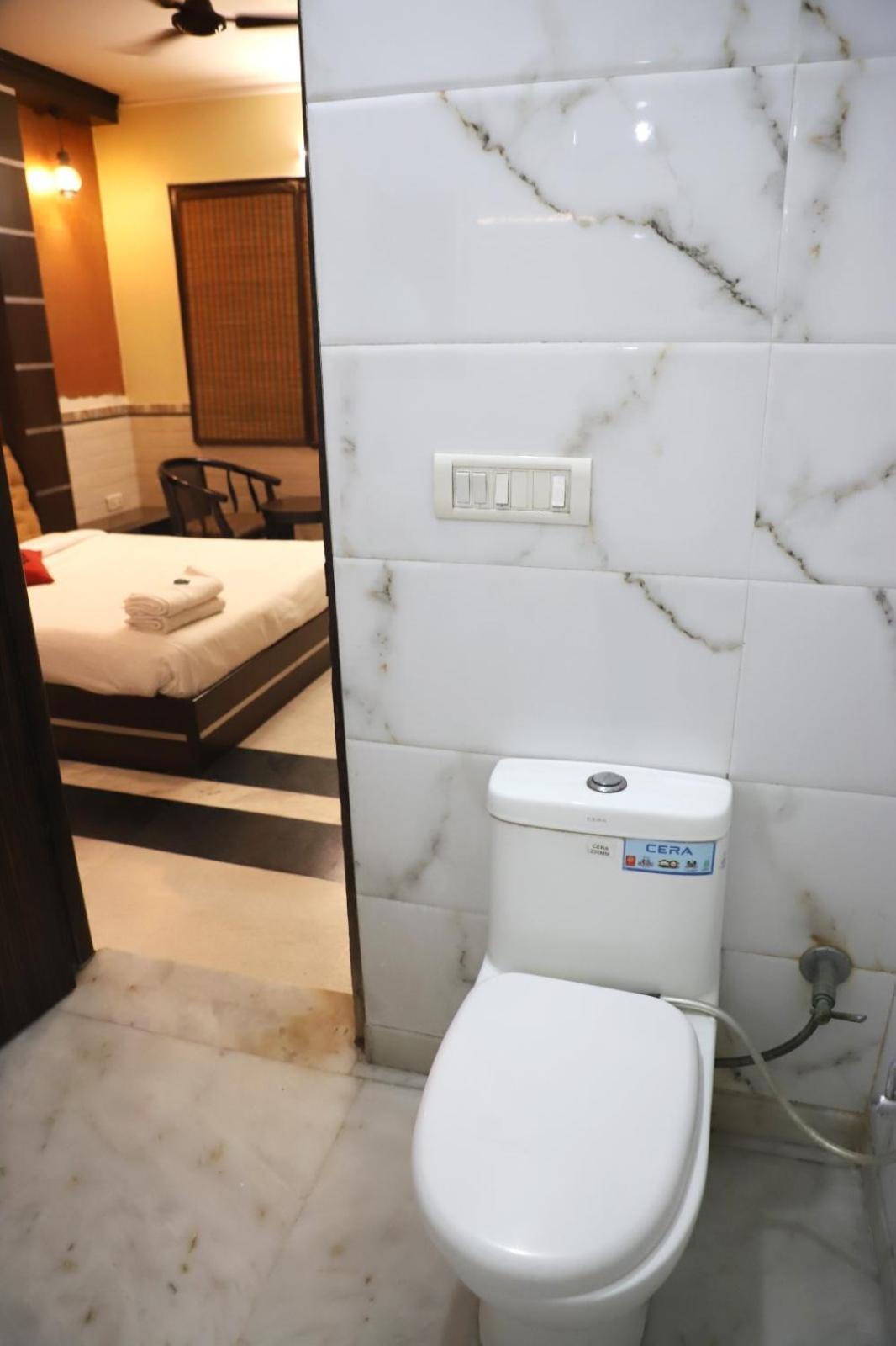 Hotel Traditional Inn Neu-Delhi Exterior foto
